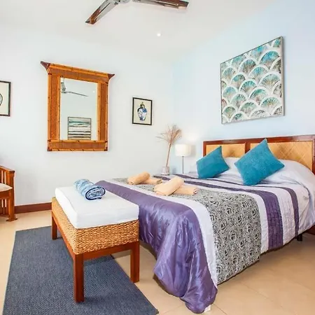 Villa Sleeps 6 Pool Wifi Puerto Calero
